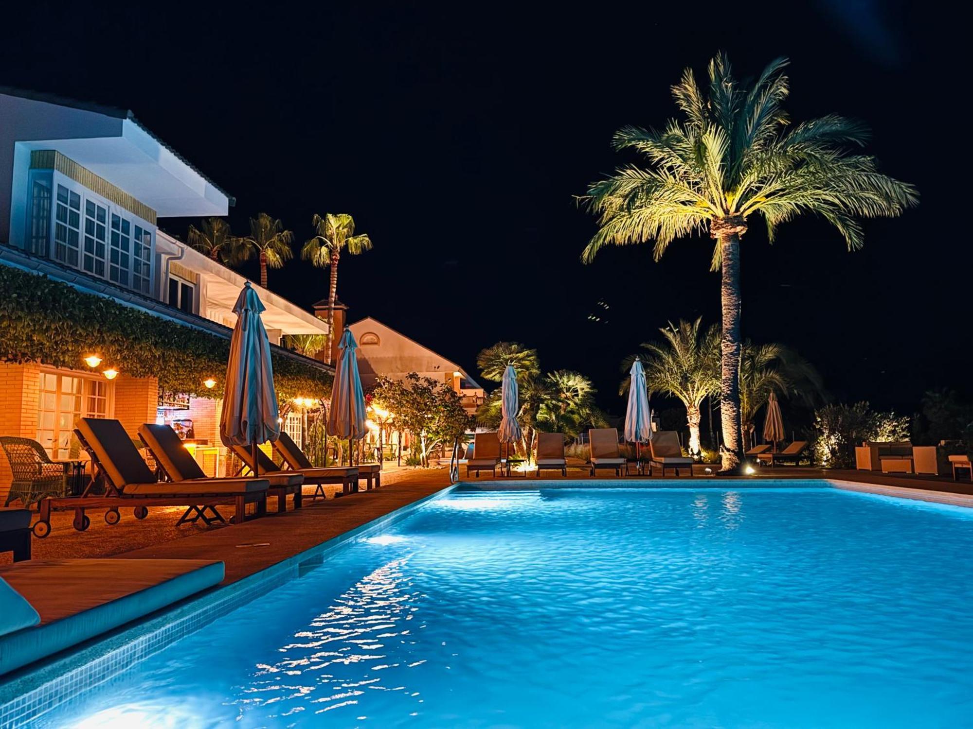 La Moraleja The Quiet Hotel Cala de Sant Vicenc Exterior foto