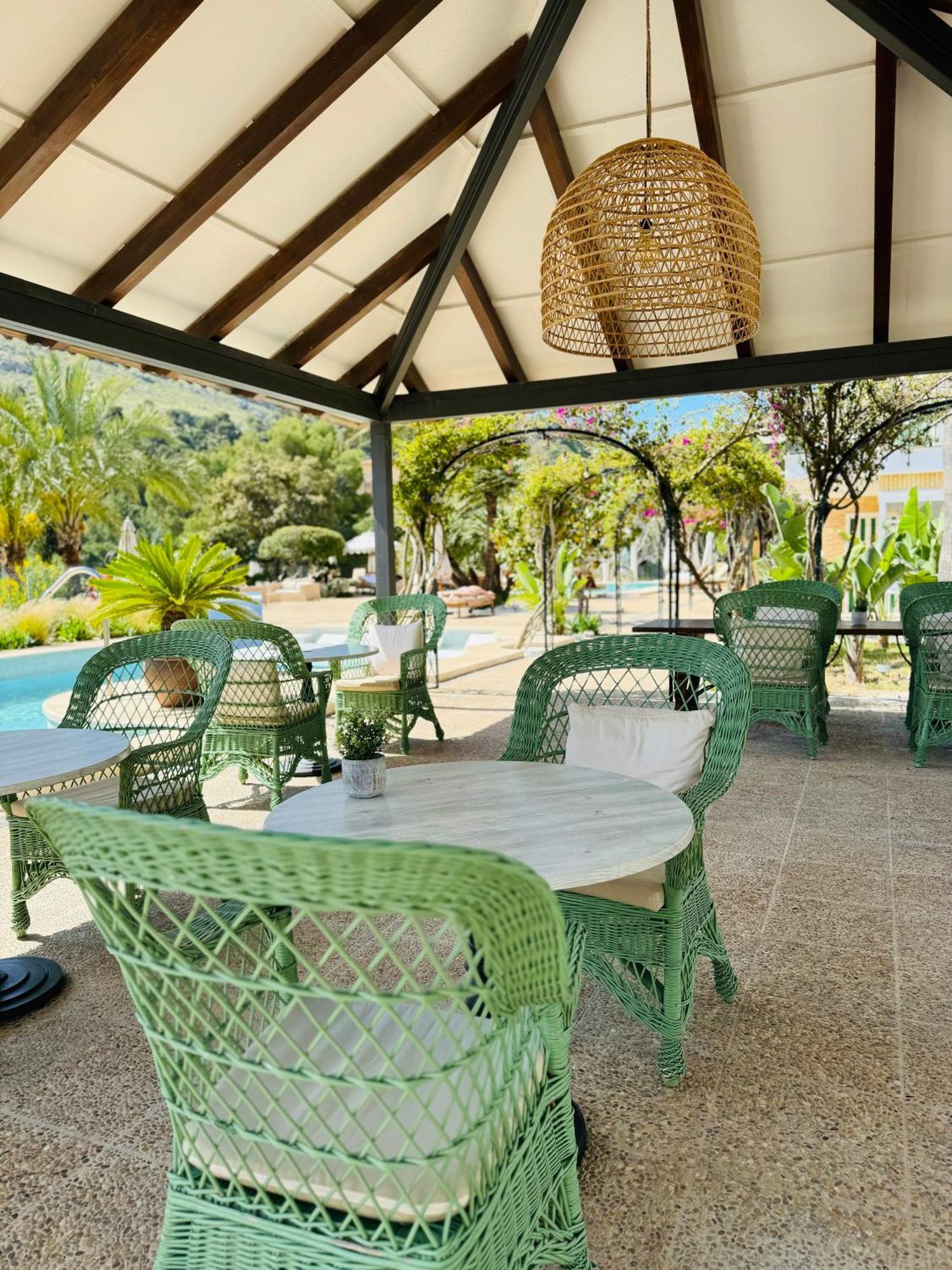 La Moraleja The Quiet Hotel Cala de Sant Vicenc Exterior foto